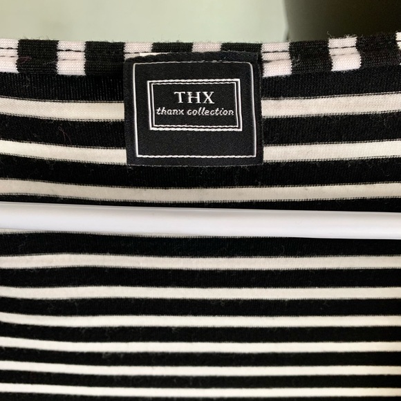 Black & white striped cardigan top. size large. THX - Picture 5 of 6